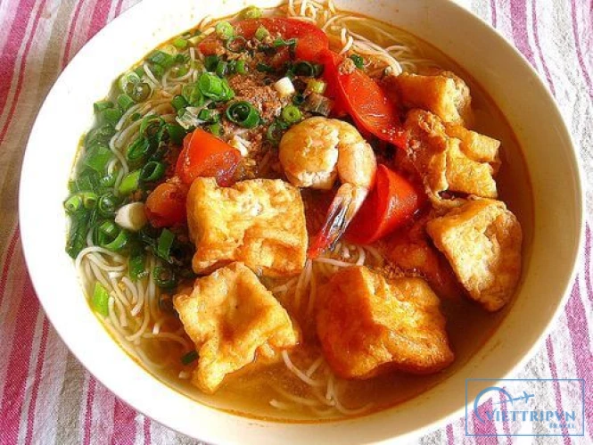 Hanoi Street Food Tour image 3
