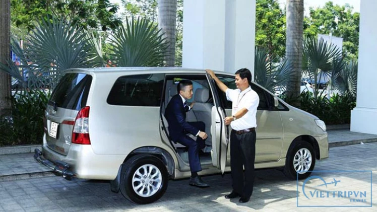 Thanh Hoa to Hanoi private car image 2