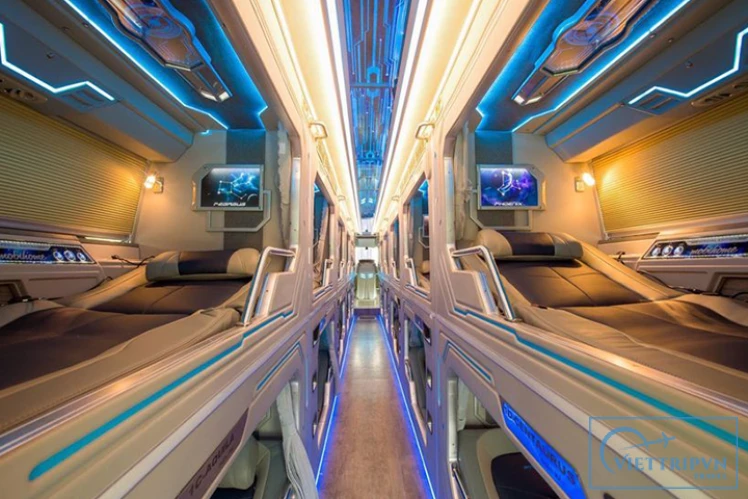 G8 Open Tour: Hanoi to Hoi An VIP Cabin Bus image 1
