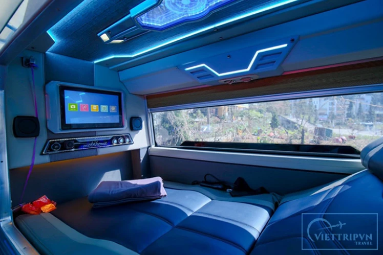 G8 Open Tour: Sapa to Ninh Binh VIP Cabin Bus image 4