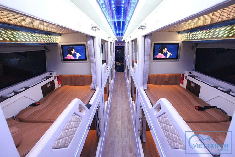 Private Cabin bus Hanoi to Sapa - Fansipan Express