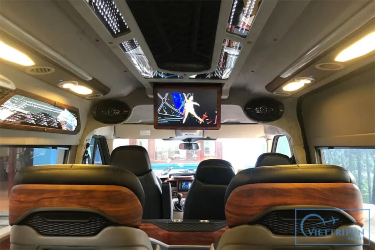 Ha Giang to Hanoi city / airport private car transfer image 4