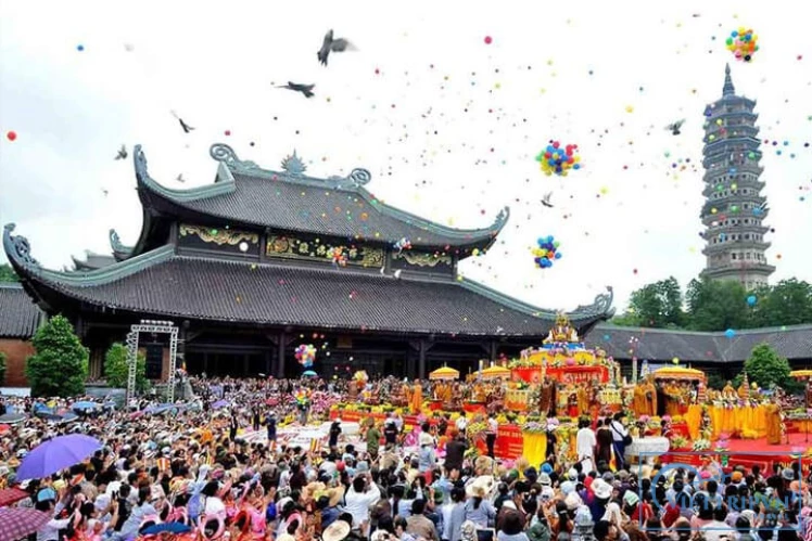 Bai Dinh Trang An day tour image 2